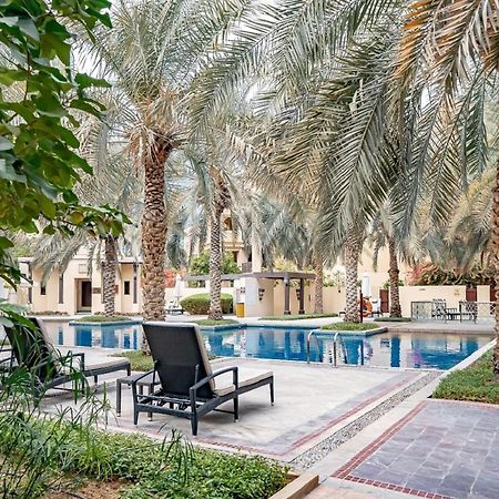 Higuests - Spacious Apt With Private Balcony In Old Town Dubai Buitenkant foto