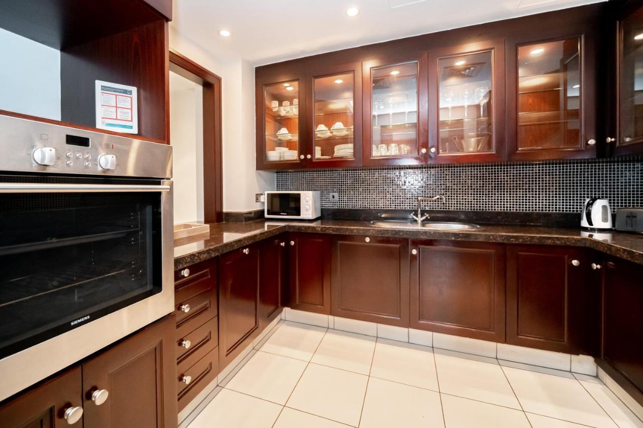 Higuests - Spacious Apt With Private Balcony In Old Town Dubai Buitenkant foto