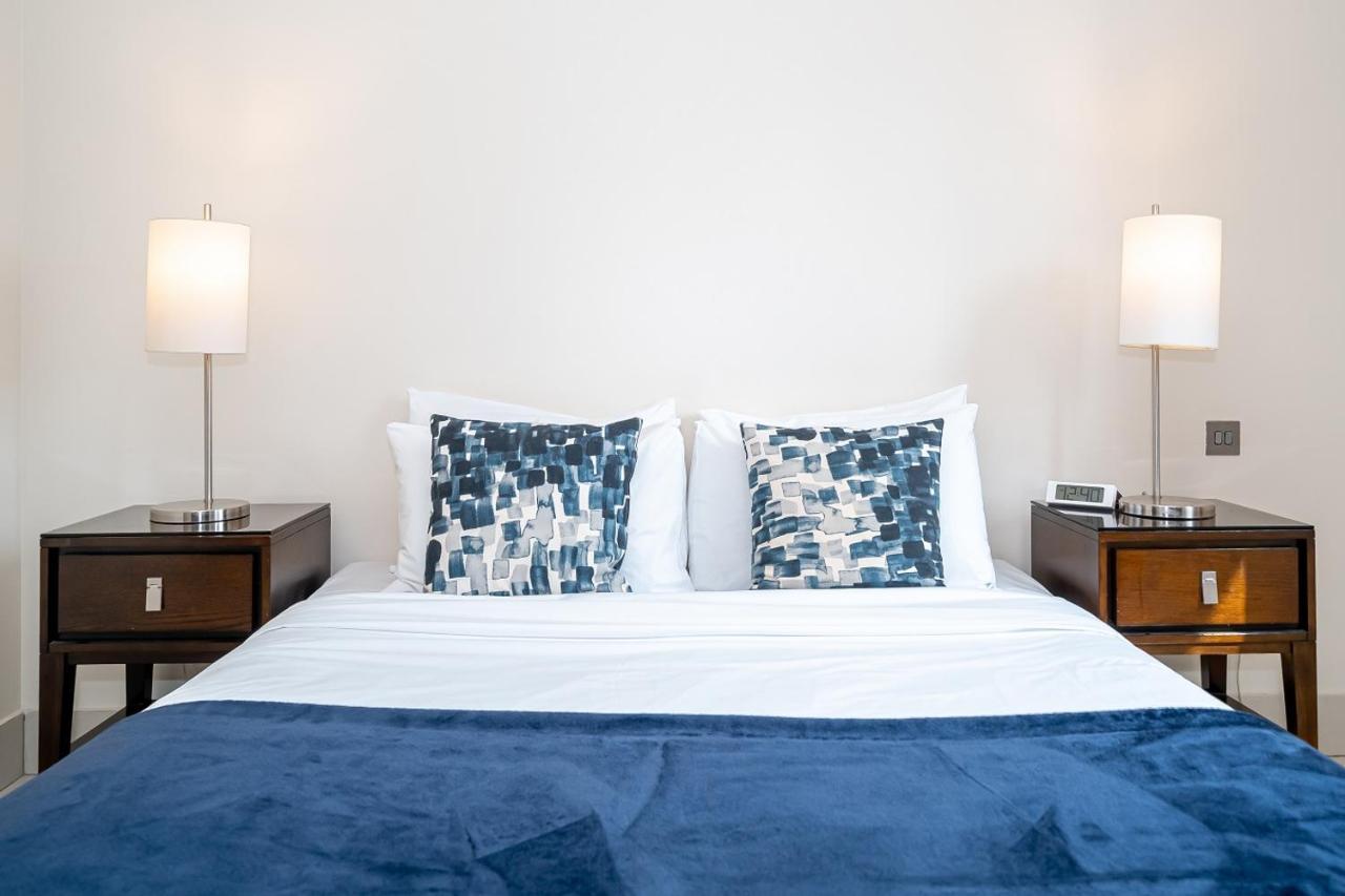 Higuests - Spacious Apt With Private Balcony In Old Town Dubai Buitenkant foto