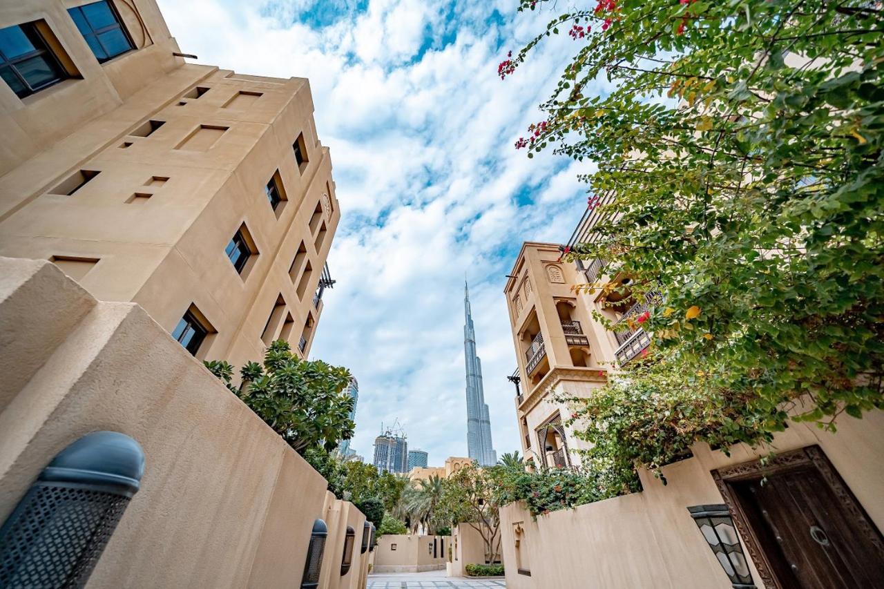 Higuests - Spacious Apt With Private Balcony In Old Town Dubai Buitenkant foto