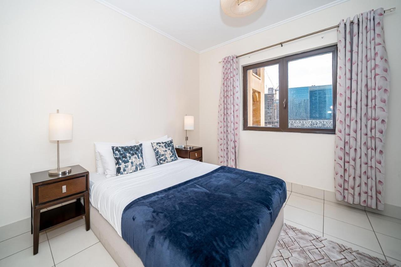 Higuests - Spacious Apt With Private Balcony In Old Town Dubai Buitenkant foto